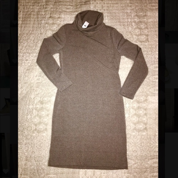 Banana Republic beige cowl neck sweater dress NWT - Picture 6 of 8